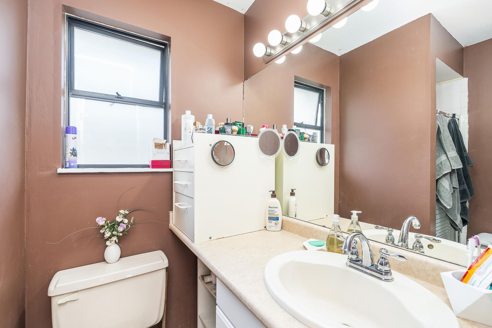 966-hosmer-court-meadow-brook-coquitlam-22 at 966 Hosmer Court, Meadow Brook, Coquitlam