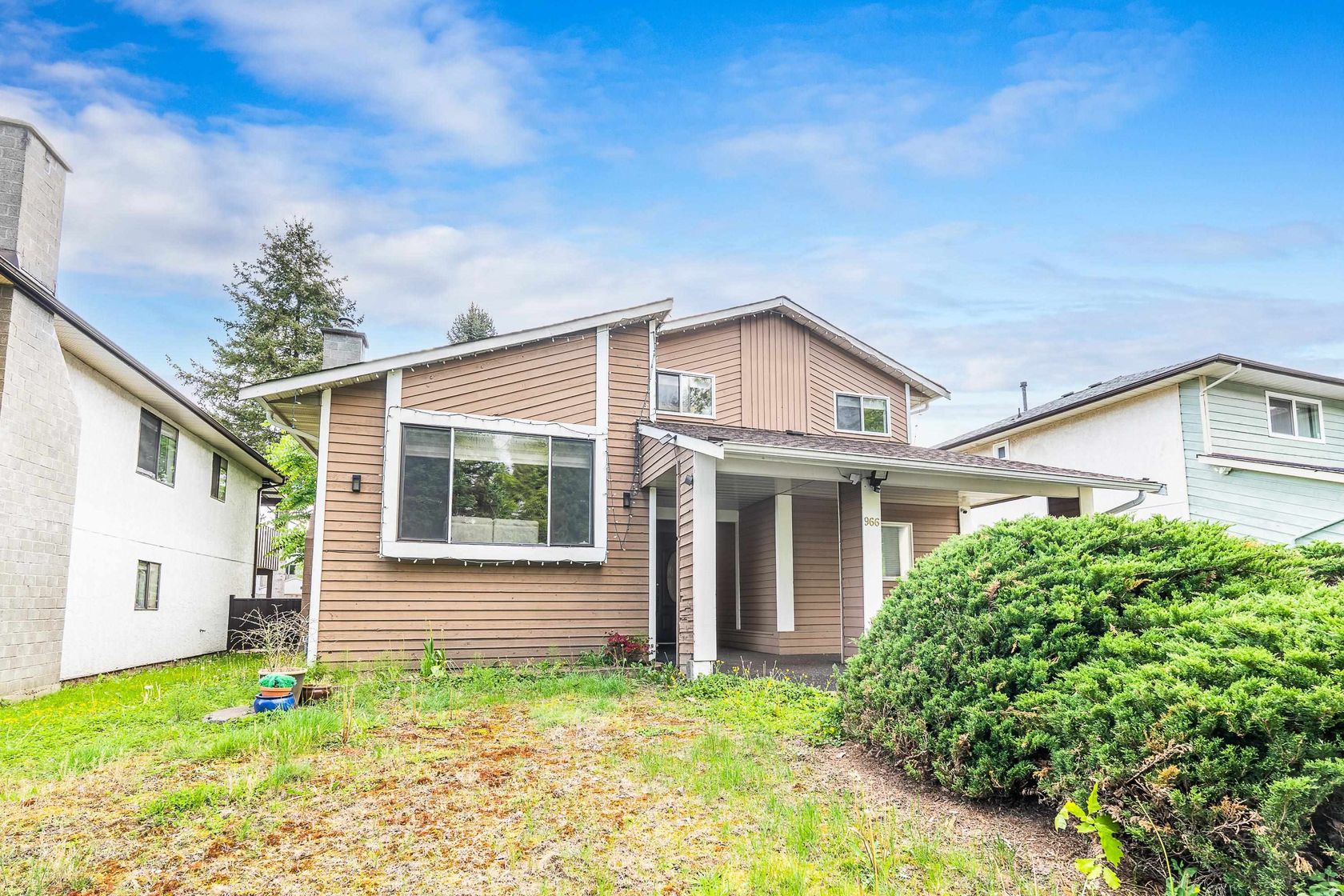 966-hosmer-court-meadow-brook-coquitlam-27 at 966 Hosmer Court, Meadow Brook, Coquitlam