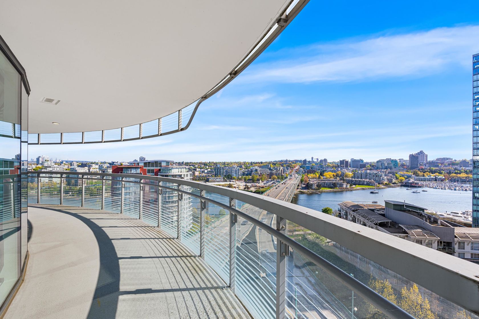 1584 - 87 Nelson Street, Cooperage Park (Yaletown), Vancouver West  by KanaVero Real Estate 1584 - 87 Nelson Street, Cooperage Park (Yaletown), Vancouver West