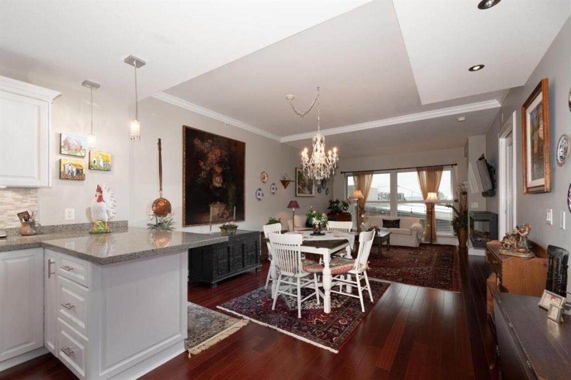 21 - 1180 25th STREET, Vancouver West 