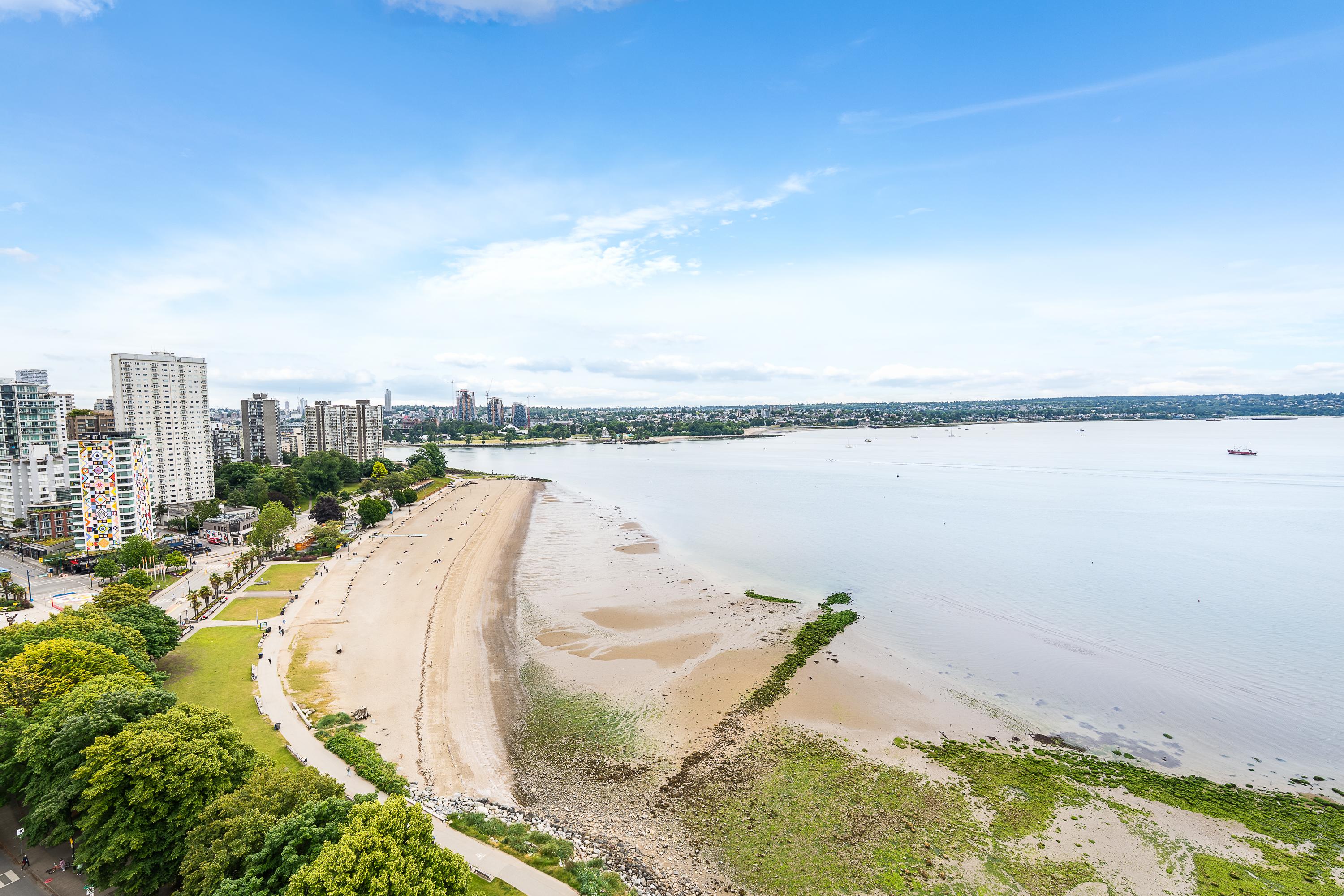 201 - 1995 Beach Avenue, Vancouver West 
