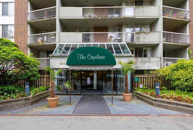 Capilano Building | Woodcroft Estates