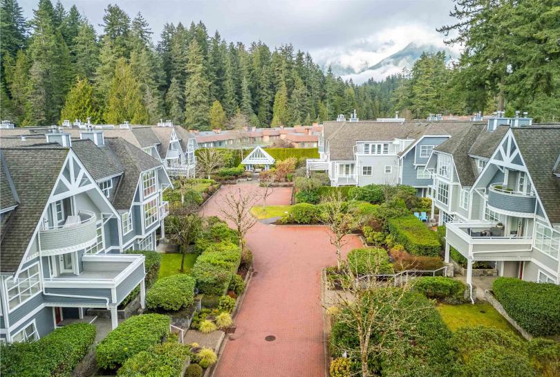 The Carlyle | Capilano Estates