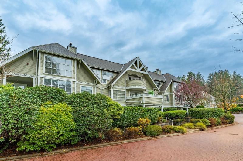 The Carlyle | Capilano Estates