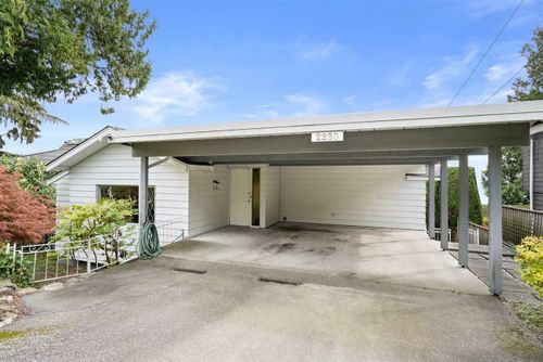 2230-queens-avenue-queens-west-vancouver-04 at 2230 Queens Avenue, Queens, West Vancouver