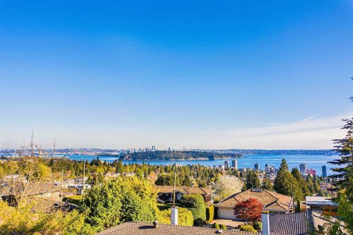 2230-queens-avenue-queens-west-vancouver-39 at 2230 Queens Avenue, Queens, West Vancouver