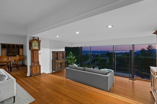 web-43 at 2040 Grand Boulevard, Boulevard, North Vancouver