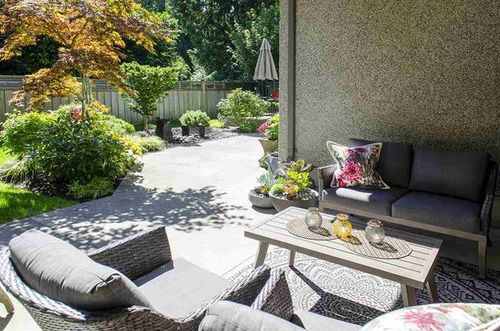 262616259-34 at 4309 Patterdale, Canyon Heights NV, North Vancouver