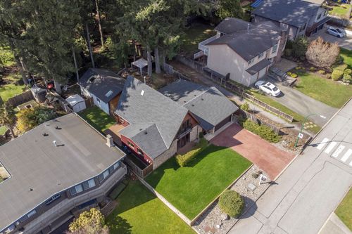 06-web at 2752 Byron Road, Blueridge NV, North Vancouver