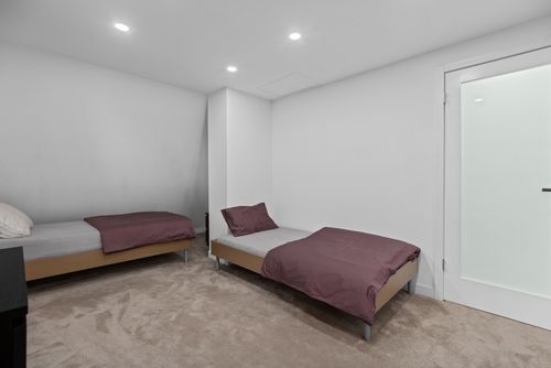 web-27 at 2752 Byron Road, Blueridge NV, North Vancouver