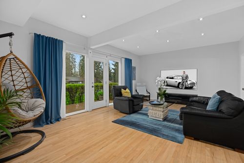 web-5 at 2752 Byron Road, Blueridge NV, North Vancouver