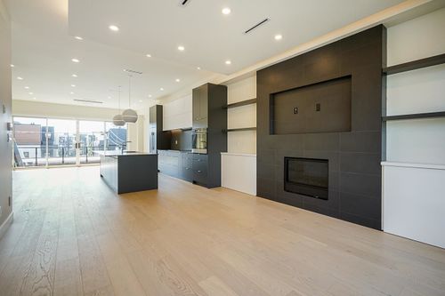 607-e-4th-street-queensbury-north-vancouver-03 at 607 E 4th Street