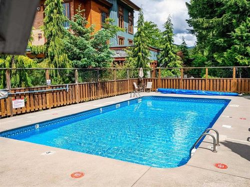 262792137-19 at 304 A/B - 2129 Lake Placid Road, Whistler Creek, Whistler