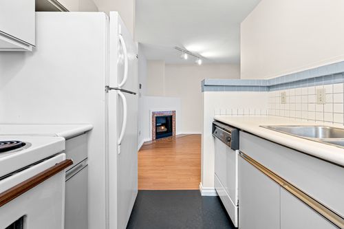 _a732474-2 at 303 - 985 West 10th Avenue, Fairview VW, Vancouver West