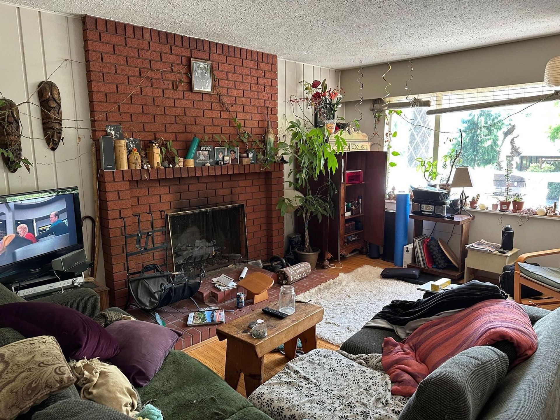 618 W 23rd Street, Mosquito Creek, North Vancouver - 618-w-23rd-street-mosquito-creek-north-vancouver-05 618 W 23rd Street, Mosquito Creek, North Vancouver - 618-w-23rd-street-mosquito-creek-north-vancouver-05