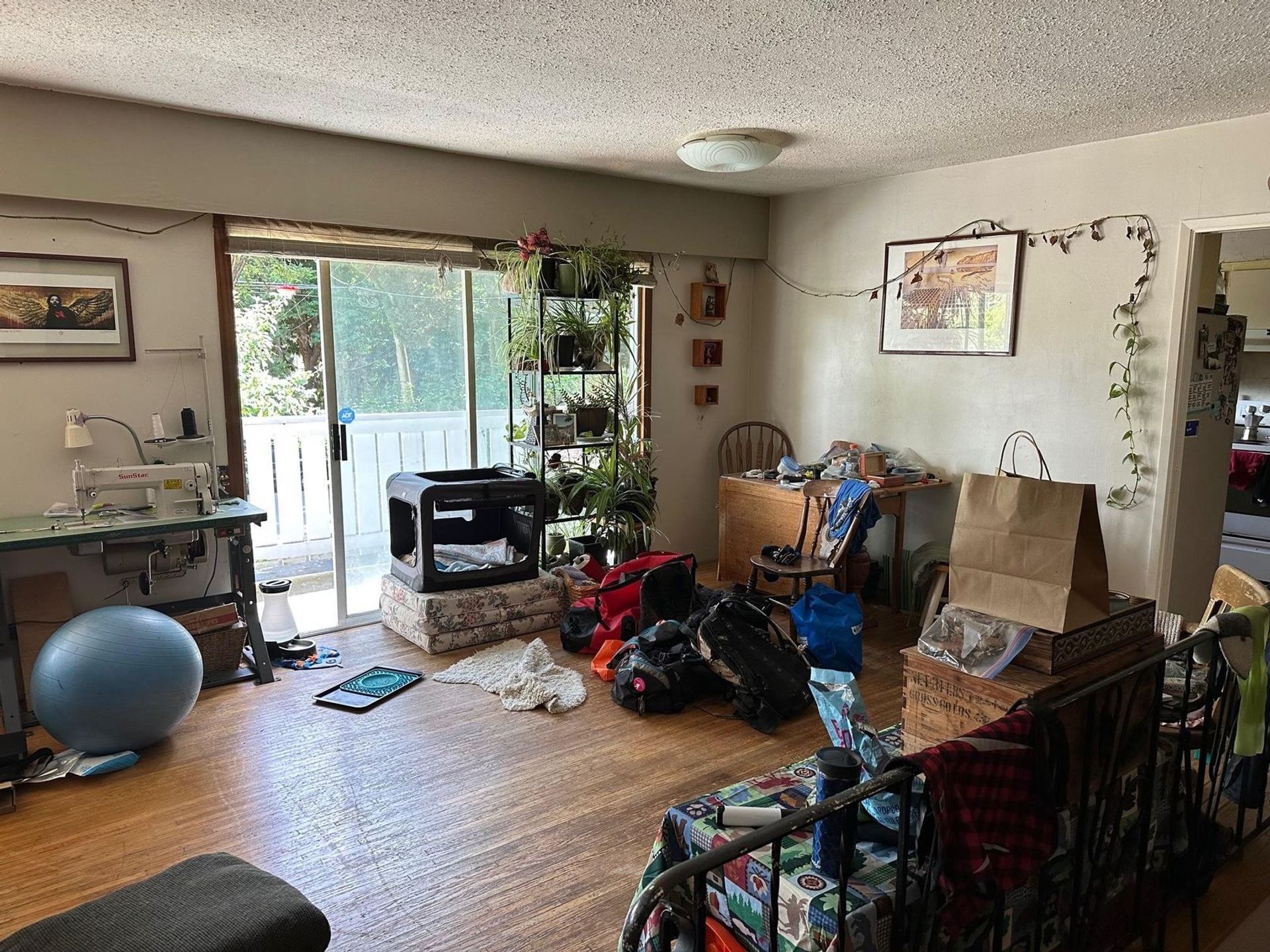 618 W 23rd Street, Mosquito Creek, North Vancouver - 618-w-23rd-street-mosquito-creek-north-vancouver-06 618 W 23rd Street, Mosquito Creek, North Vancouver - 618-w-23rd-street-mosquito-creek-north-vancouver-06