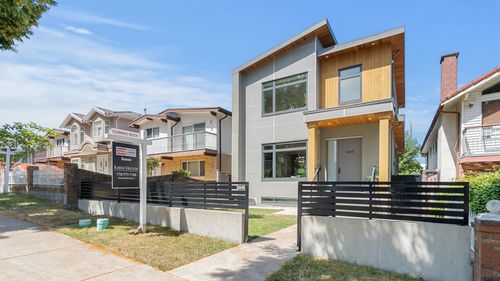 1 at 3449 East 28t Avenue, Renfrew Heights, Vancouver East