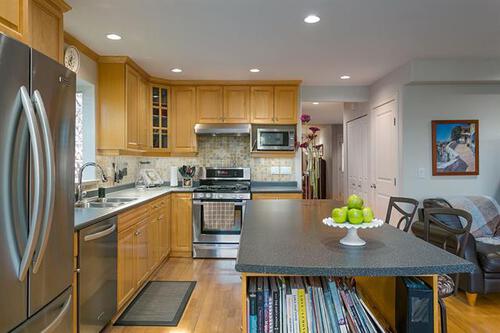 262428549-1 at 323 E 6th Street, Lower Lonsdale, North Vancouver