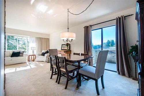 262460005-3 at 1004 Clements Avenue, Canyon Heights NV, North Vancouver