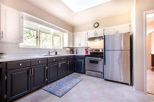 262460005-4 at 1004 Clements Avenue, Canyon Heights NV, North Vancouver