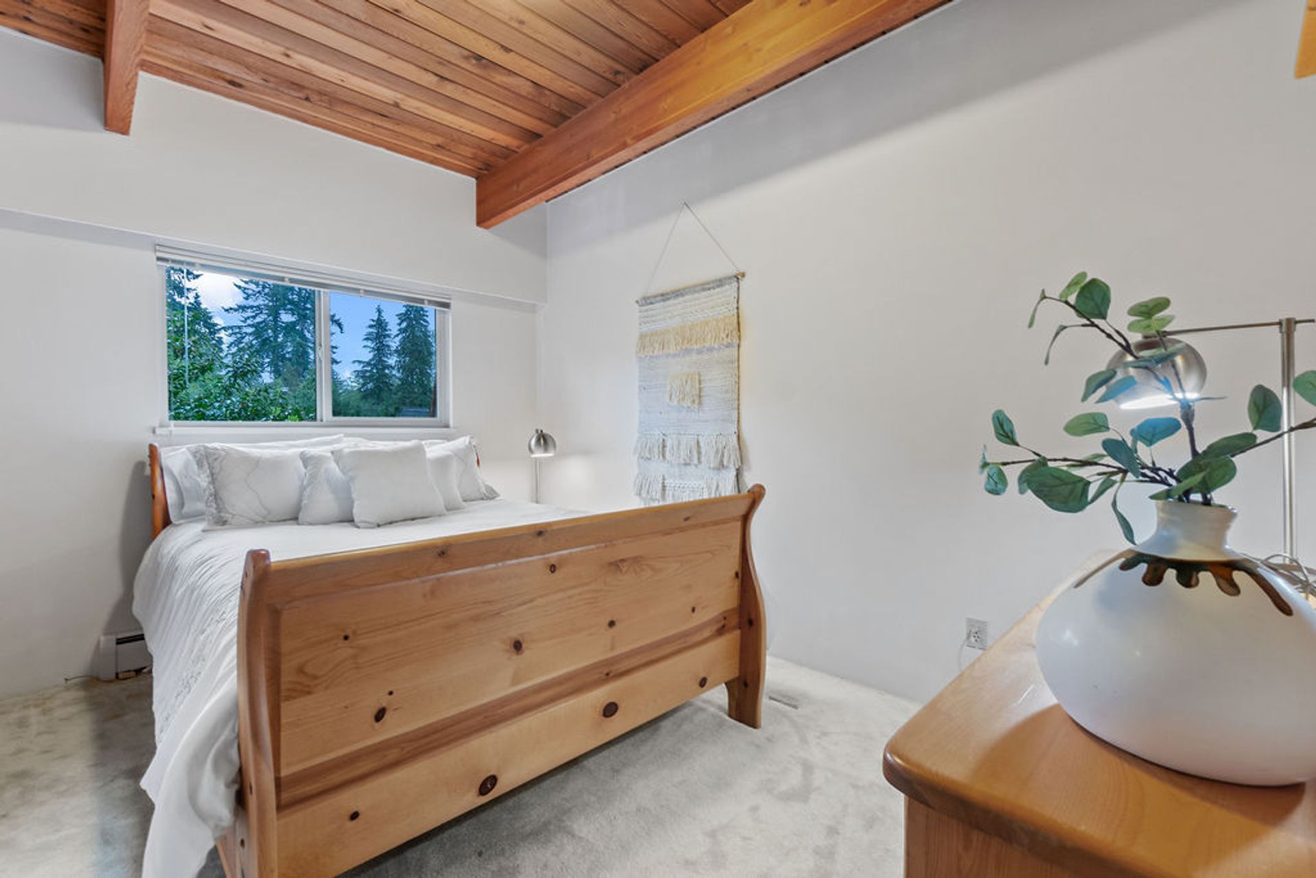 2573 Shelley Road, Blueridge NV, North Vancouver - 2573-shelley-road-blueridge-north-vancouver-51 2573 Shelley Road, Blueridge NV, North Vancouver - 2573-shelley-road-blueridge-north-vancouver-51