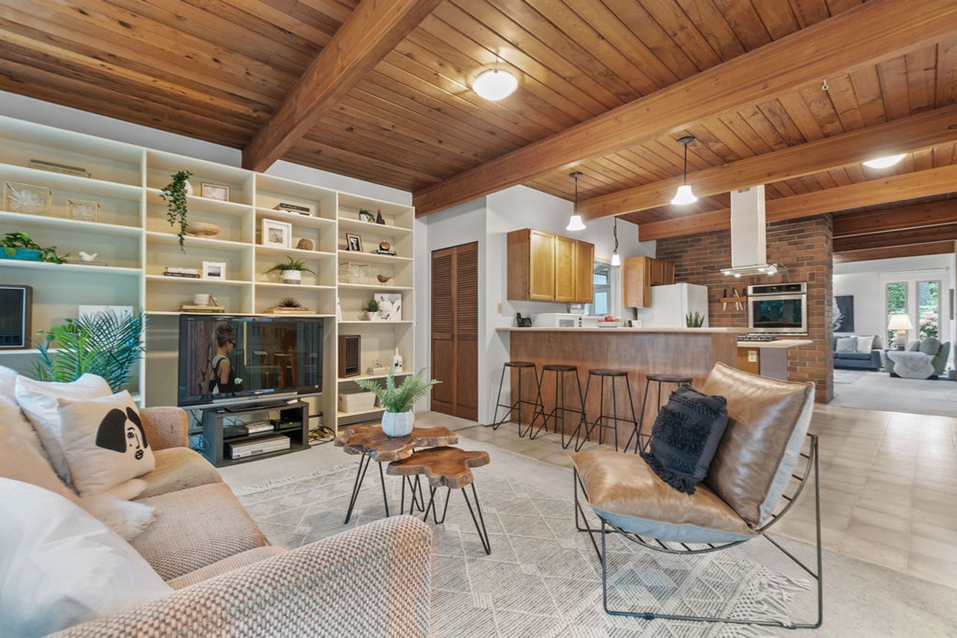 2573 Shelley Road, Blueridge NV, North Vancouver - 2573-shelley-road-blueridge-north-vancouver-13 2573 Shelley Road, Blueridge NV, North Vancouver - 2573-shelley-road-blueridge-north-vancouver-13