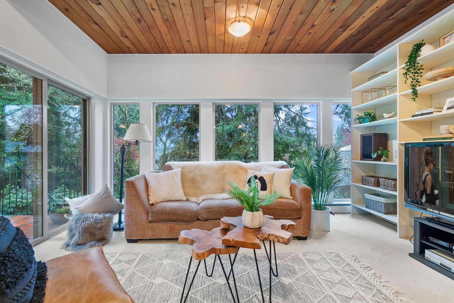 2573 Shelley Road, Blueridge NV, North Vancouver - 2573-shelley-road-blueridge-north-vancouver-23 2573 Shelley Road, Blueridge NV, North Vancouver - 2573-shelley-road-blueridge-north-vancouver-23