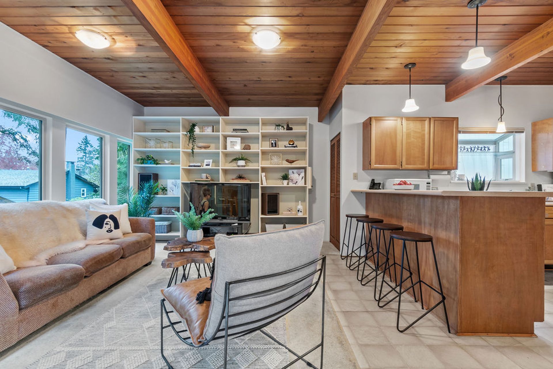 2573 Shelley Road, Blueridge NV, North Vancouver - 2573-shelley-road-blueridge-north-vancouver-19 2573 Shelley Road, Blueridge NV, North Vancouver - 2573-shelley-road-blueridge-north-vancouver-19