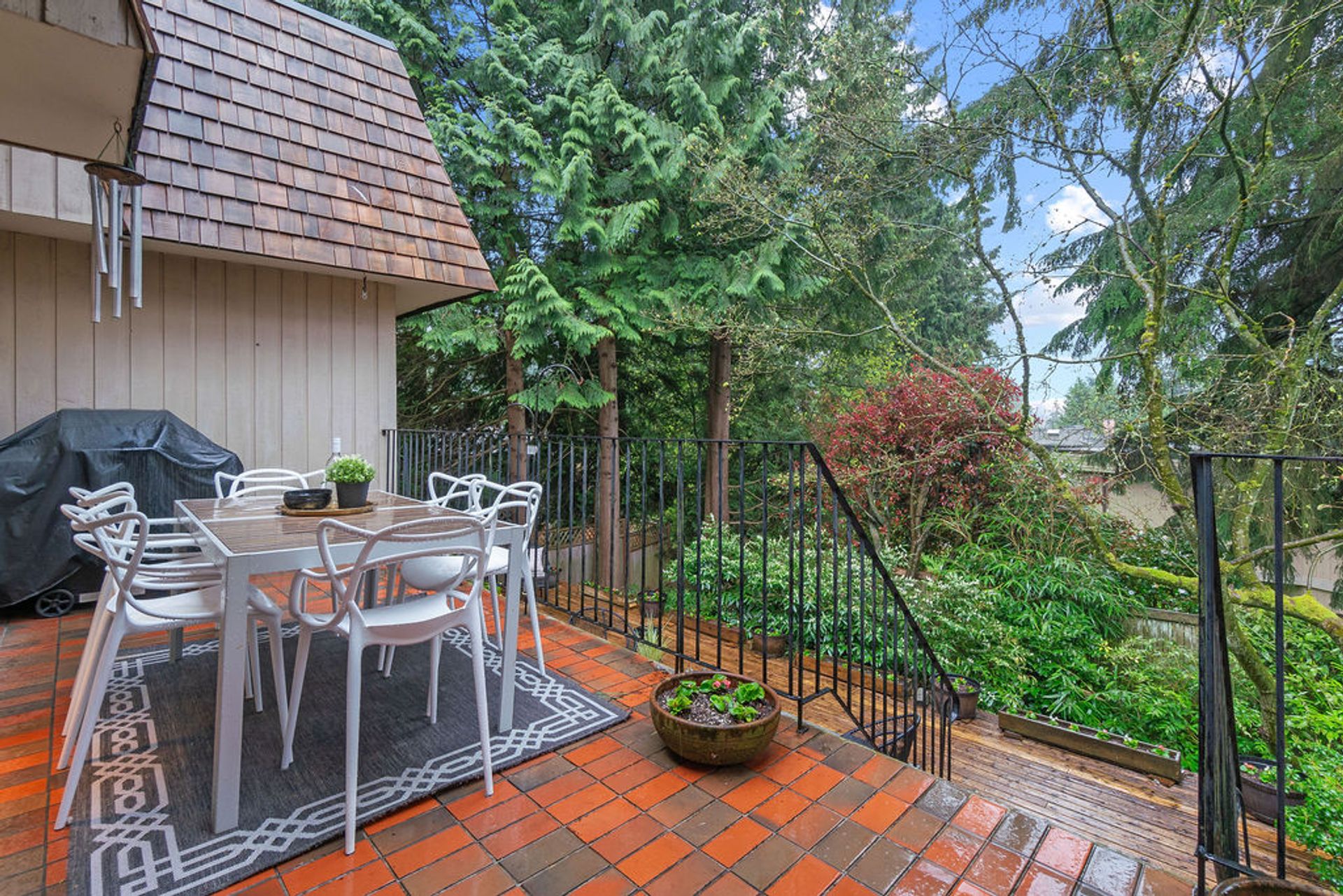 2573 Shelley Road, Blueridge NV, North Vancouver - 2573-shelley-road-blueridge-north-vancouver-27 2573 Shelley Road, Blueridge NV, North Vancouver - 2573-shelley-road-blueridge-north-vancouver-27