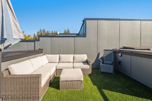 208-e-22nd-street-central-lonsdale-north-vancouver-40 at 208 E 22nd Street, Central Lonsdale, North Vancouver