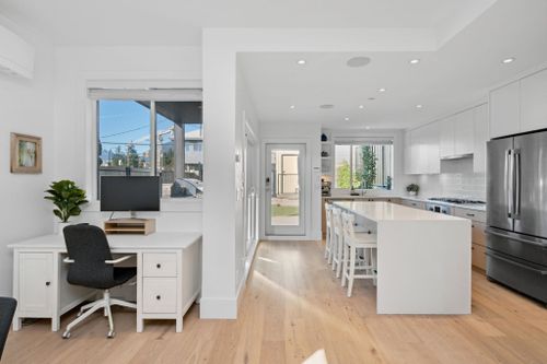 208-e-22nd-street-central-lonsdale-north-vancouver-16 at 208 E 22nd Street, Central Lonsdale, North Vancouver