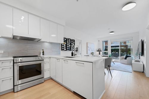 711-14th-st-w-32 at 209 - 711 14th Street W, Mosquito Creek, North Vancouver