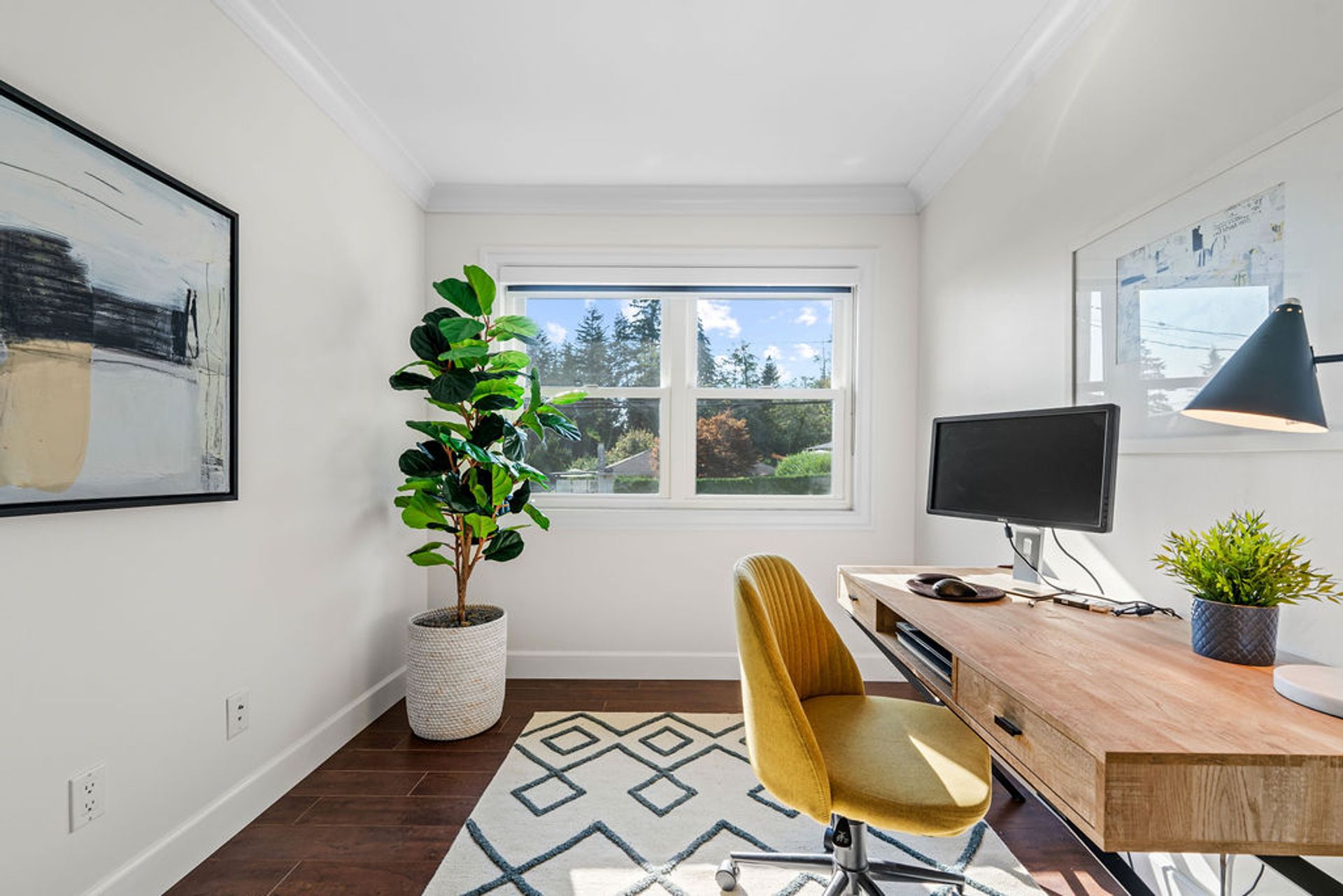 814 Plymouth Drive, Windsor Park NV, North Vancouver - 814-plymouth-dr-2 814 Plymouth Drive, Windsor Park NV, North Vancouver - 814-plymouth-dr-2