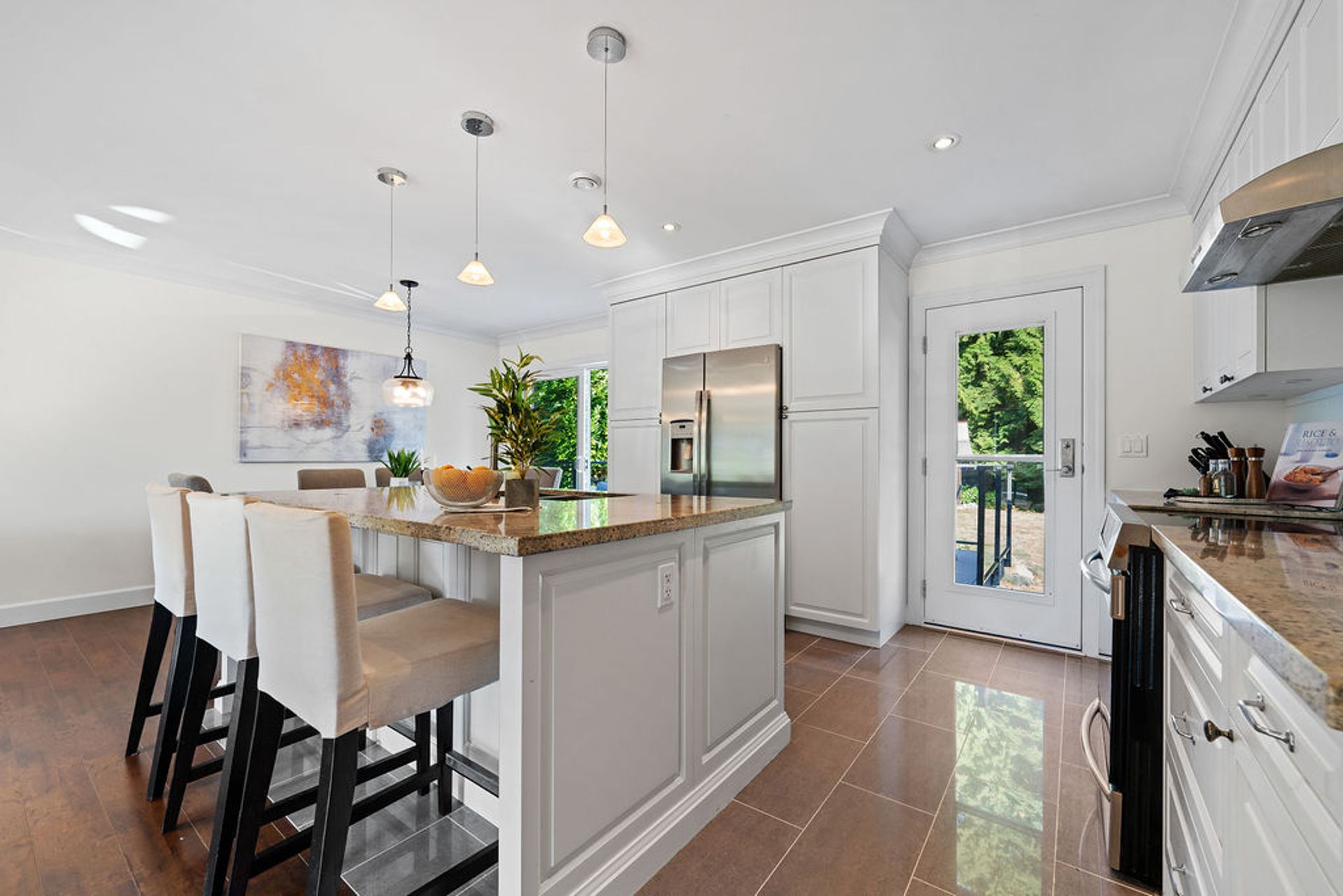 814 Plymouth Drive, Windsor Park NV, North Vancouver - 814-plymouth-dr-49 814 Plymouth Drive, Windsor Park NV, North Vancouver - 814-plymouth-dr-49