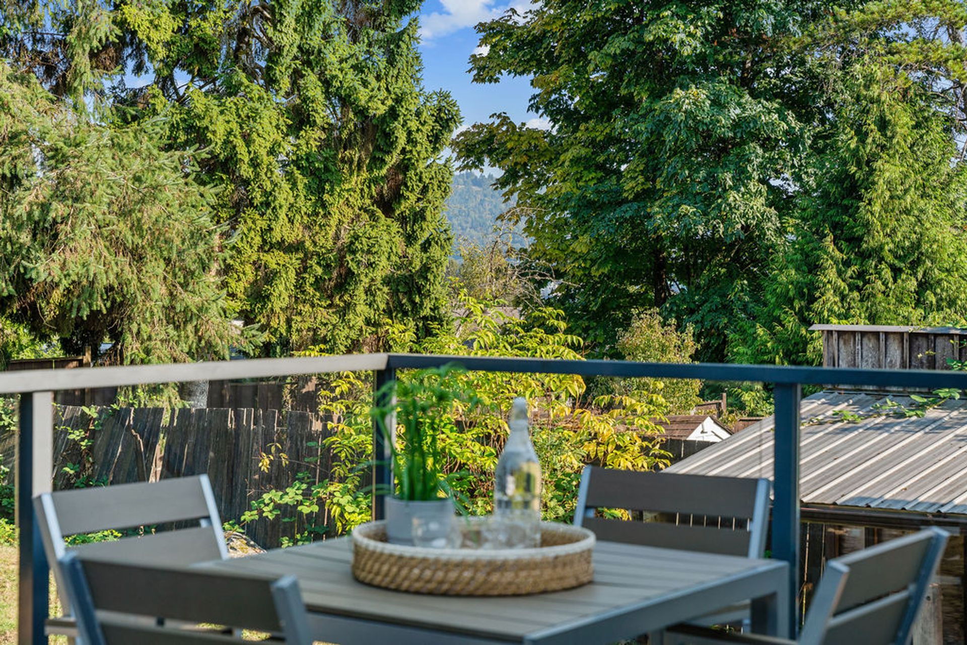 814 Plymouth Drive, Windsor Park NV, North Vancouver - 814-plymouth-dr-64 814 Plymouth Drive, Windsor Park NV, North Vancouver - 814-plymouth-dr-64