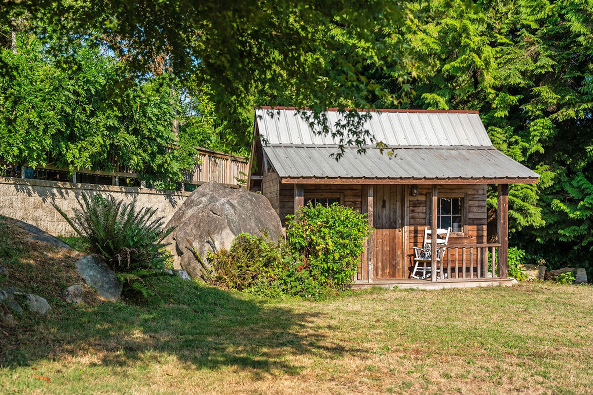 814 Plymouth Drive, Windsor Park NV, North Vancouver - 814-plymouth-dr-71 814 Plymouth Drive, Windsor Park NV, North Vancouver - 814-plymouth-dr-71