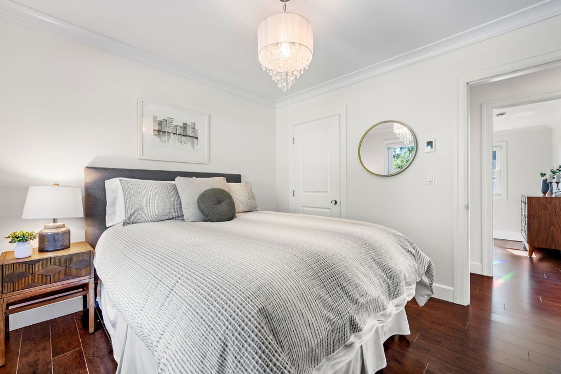 814 Plymouth Drive, Windsor Park NV, North Vancouver - 814-plymouth-dr-9 814 Plymouth Drive, Windsor Park NV, North Vancouver - 814-plymouth-dr-9