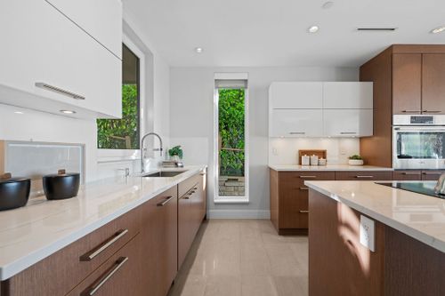 20-3373-radcliffe-22 at 3373 Radcliffe Avenue, West Bay, West Vancouver