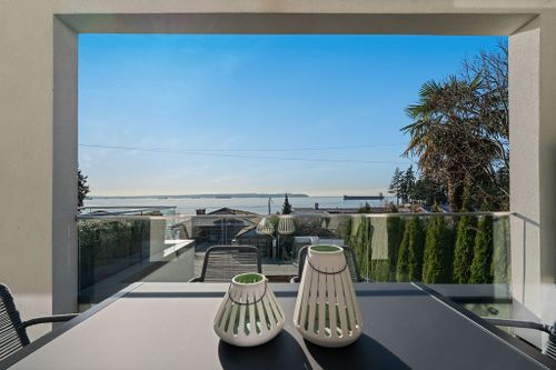 3373-radcliffe-81 at 3373 Radcliffe Avenue, West Bay, West Vancouver