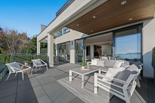 4-3373-radcliffe-75 at 3373 Radcliffe Avenue, West Bay, West Vancouver