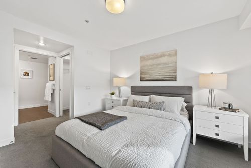 10-primary-suite at 304 - 221 East 3rd Street, Lower Lonsdale, North Vancouver