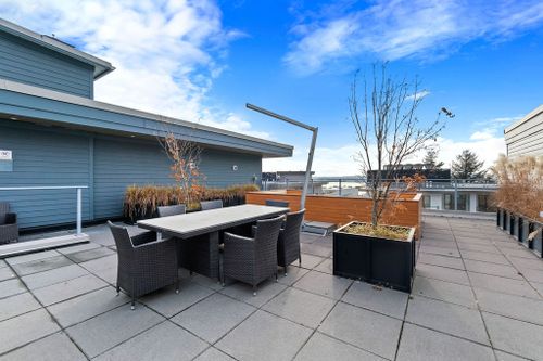 16-rooftop-entertaining-area-with-bbq-and-view at 304 - 221 East 3rd Street, Lower Lonsdale, North Vancouver