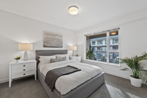 9-primary-suite at 304 - 221 East 3rd Street, Lower Lonsdale, North Vancouver