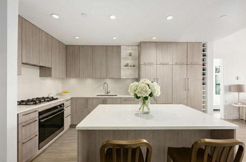 707-e-3rd-street-queensbury-north-vancouver-04 at 208 - 707 E 3rd Street, Queensbury, North Vancouver