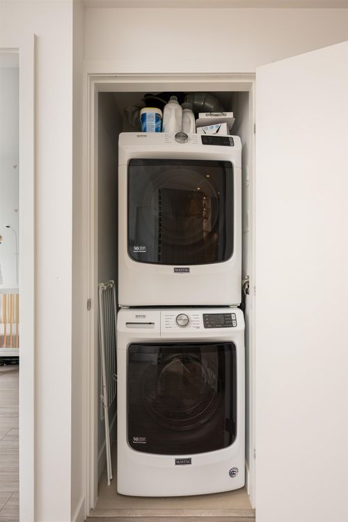 707-e-3rd-street-queensbury-north-vancouver-16 at 208 - 707 E 3rd Street, Queensbury, North Vancouver