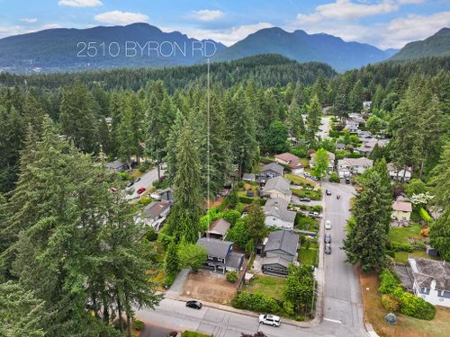 2510-byron-rd-4copy at 2510 Byron Road, Blueridge NV, North Vancouver