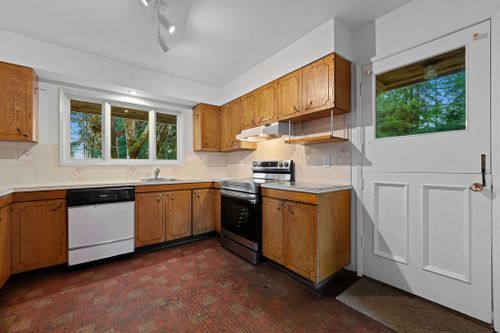 2510-byron-road-39 at 2510 Byron Road, Blueridge NV, North Vancouver