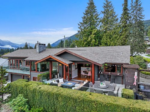 124-carisbrooke-cres-139-1 at 124 Carisbrooke Crescent, Upper Lonsdale, North Vancouver