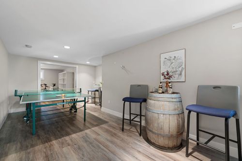 124-carisbrooke-cres-69 at 124 Carisbrooke Crescent, Upper Lonsdale, North Vancouver