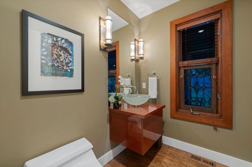 25-124-carisbrooke-cres-92 at 124 Carisbrooke Crescent, Upper Lonsdale, North Vancouver